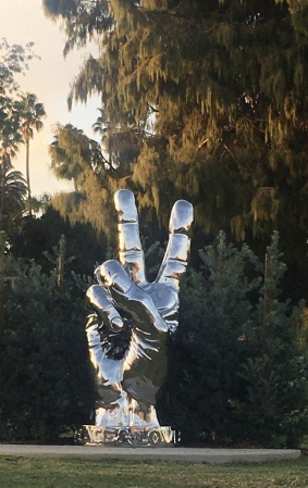 Ringo’s peace symbol Beverly Hills