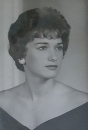 Ann Roberts' Classmates profile album