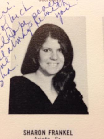 Sharon Berry's Classmates® Profile Photo