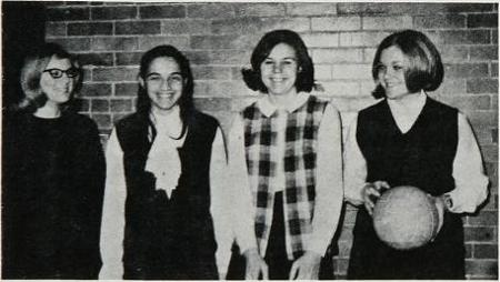 Mary Nichols' Classmates profile album