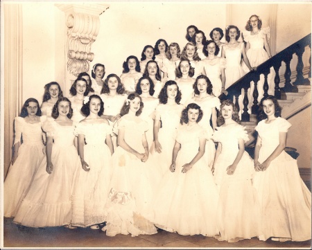 Class graduation 1947