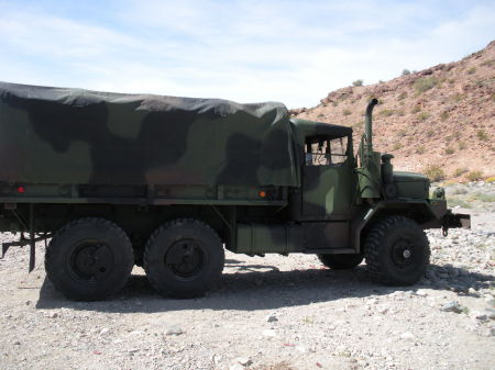 New Toy M35A3 Deuce and a Half