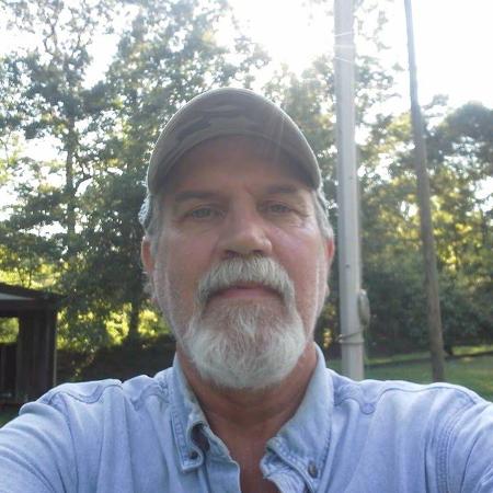 gary garnett's Classmates® Profile Photo