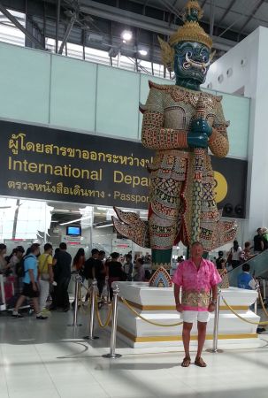 Bangkok Airport in my Thai silk 2014