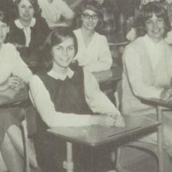 Linda Pemberton's Classmates profile album