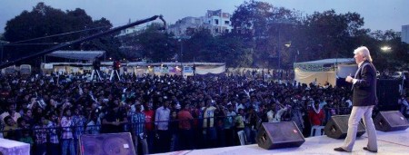 Sword Swallower Dan Meyer in Hyderabad, India