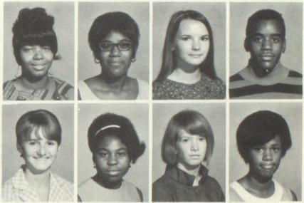 Phyllis Smith's Classmates profile album