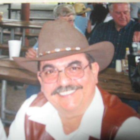 Gilbert Perez Sr.'s Classmates® Profile Photo