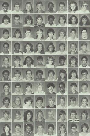 Ricquia Ross' Classmates profile album