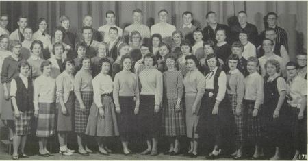 Richard E Saunders' Classmates profile album