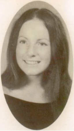 Vicki Ross' Classmates profile album