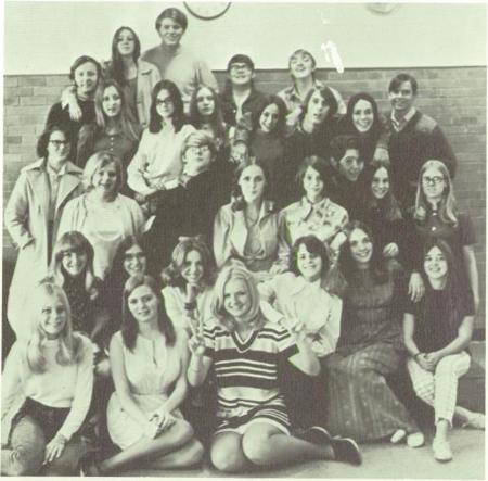 Susan Hyer's Classmates profile album