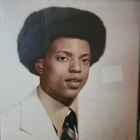 Darryl Mills' Classmates profile album