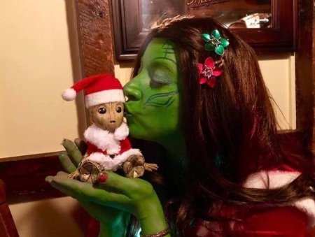 Christmas Groot & Gamora 