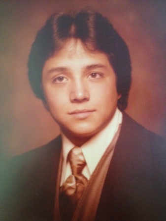 Ralph Flores' Classmates profile album