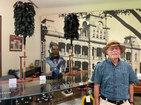 King Kalakaua and Dr. Robert Hillier at Iolani