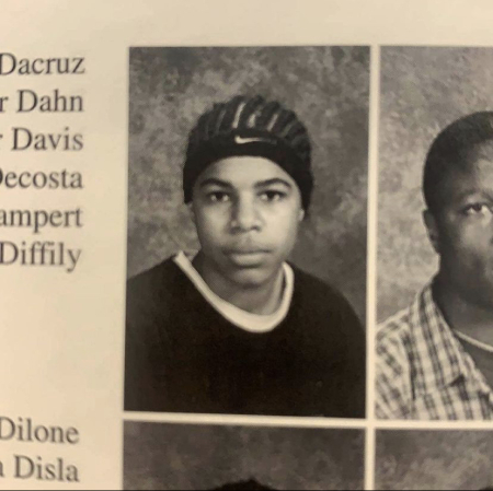 Damon Dos Santos' Classmates profile album