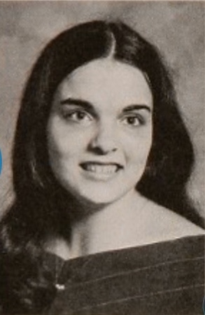 Helen Hunt's Classmates profile album