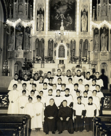 holy family altar boys