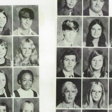 Donna Hewitt's Classmates profile album