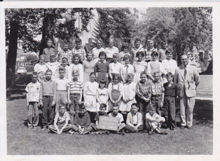 Mr. Farynuk's Gr.5 class '60-61