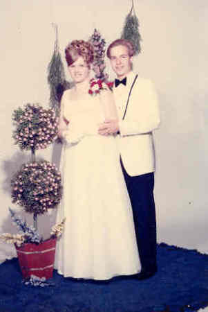 Claymont Prom 5-17-1970 Mae & John