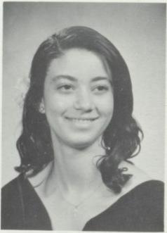 Lisa Reaves' Classmates profile album