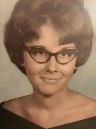 Patricia Wells' Classmates profile album