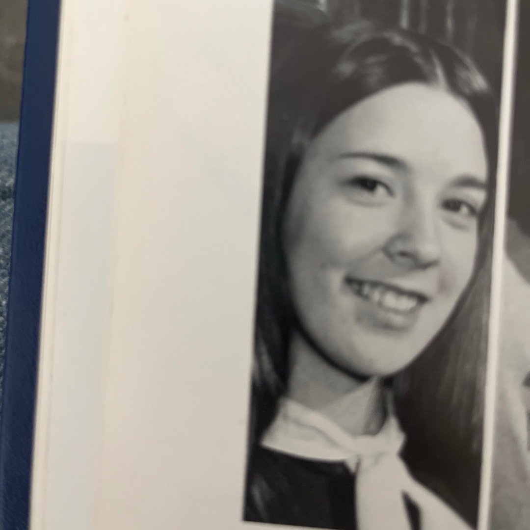 Linda Bach's Classmates profile album