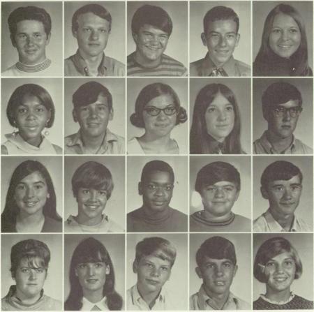 Donna LeBlanc's Classmates profile album