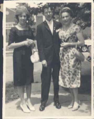 8th Grade Graduation Sister and Mom