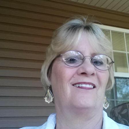 Carolyn Deal's Classmates® Profile Photo