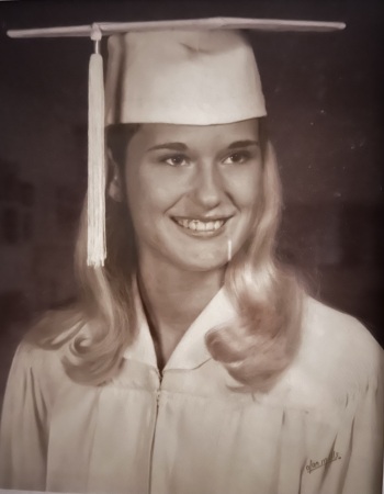 Betty Andersen (Leggett)'s Classmates profile album