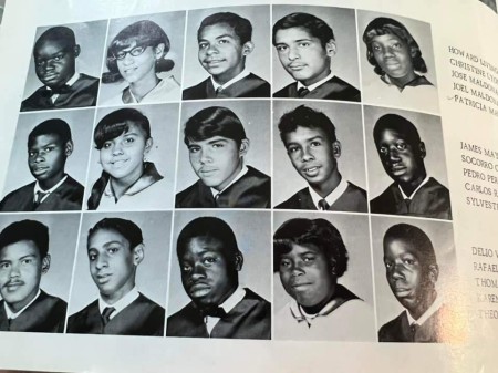 Howard Livingston's Classmates profile album