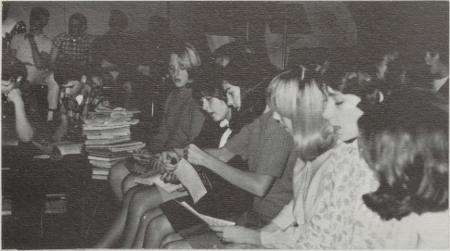 Debbi Renard's Classmates profile album