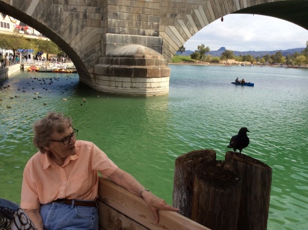 Mom and the London Bridge