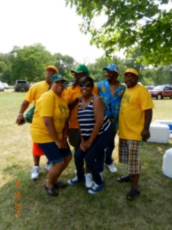 Wilma Abercrumbie's album, Alumni Picnic