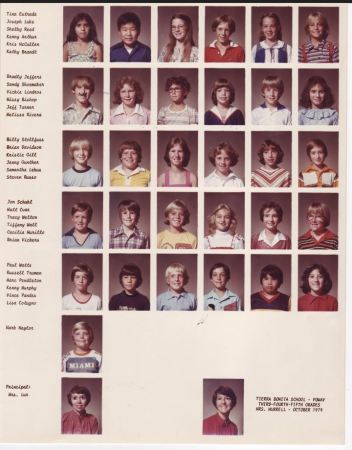 Mrs. Murrell's Class Photo year 79-90