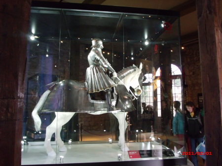 Armour and horse