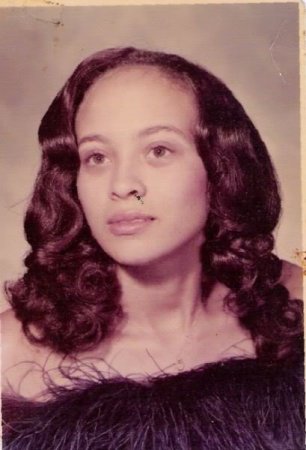 Donna Robinson's Classmates profile album