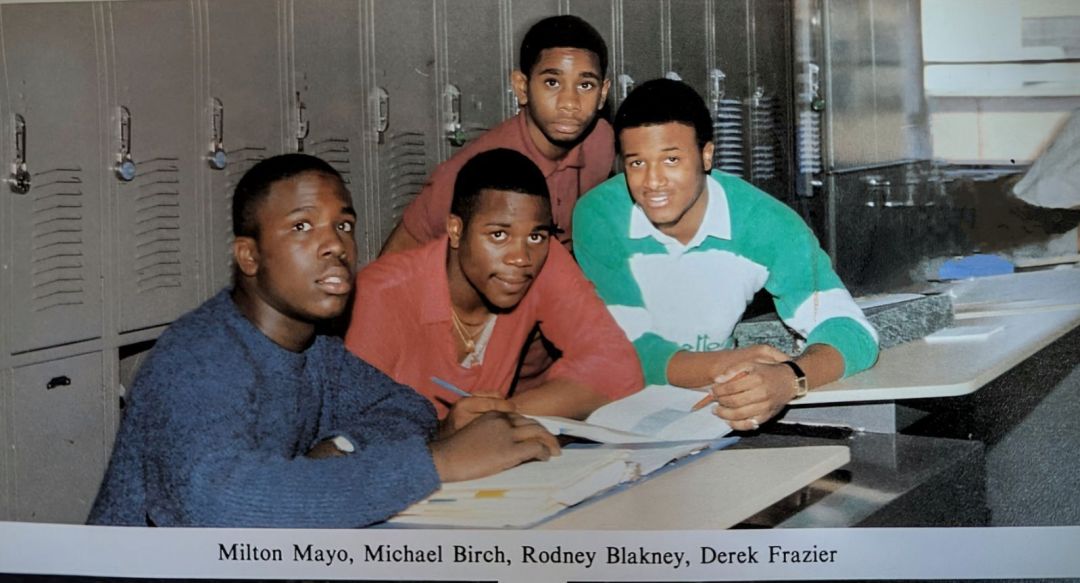 Derek Frazier's Classmates profile album