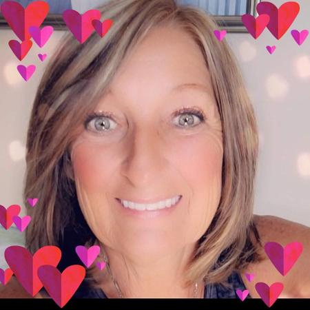 Cindy Holcomb's Classmates® Profile Photo