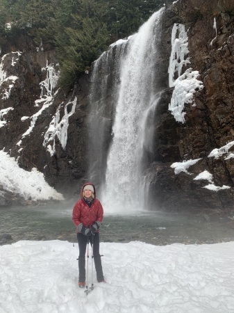 Snowshoe to Franklin Falls. Snoqualmie Pass.