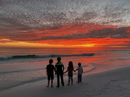 Niermann grandbabies on the beach..beautiful 