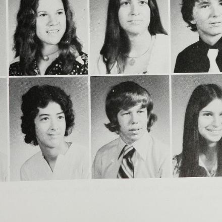 Lynda Lukens' Classmates profile album