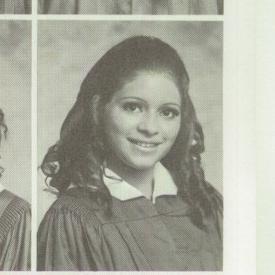 Gloria Valle's Classmates profile album