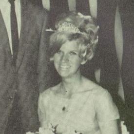 Marilyn Davis' Classmates profile album