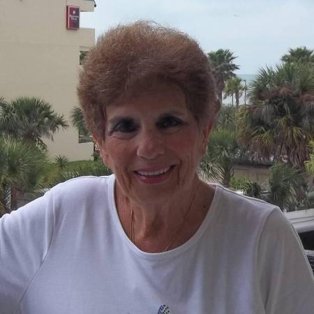 Sandie Wadler's Classmates® Profile Photo