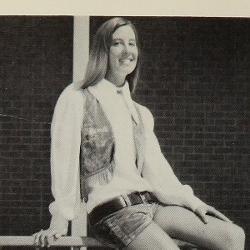 Renee Russell's Classmates profile album