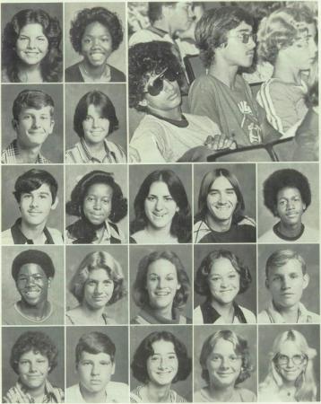 Linda Simmons' Classmates profile album